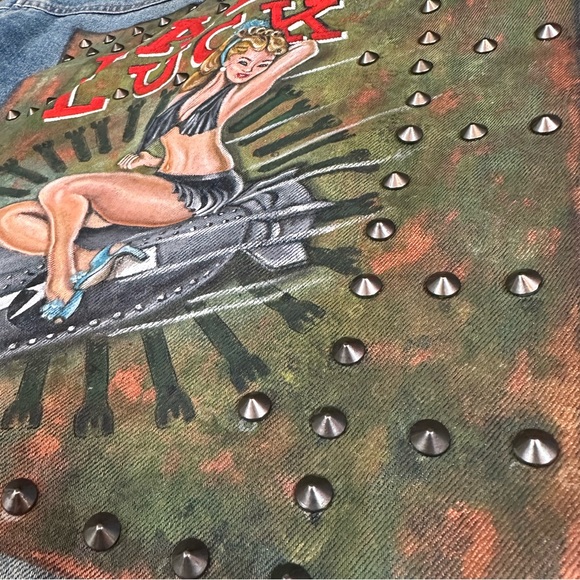 Handpainted retro pin up girl nose Art air force military denim jacket LG studs - Picture 6 of 16